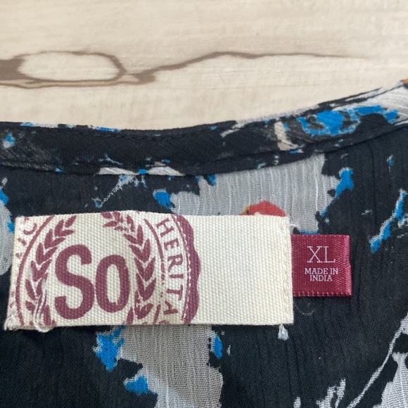 SO Womens XL Floral Sheer Cardigan. Open Front. Super cute: Batwing. Black with - Picture 9 of 10